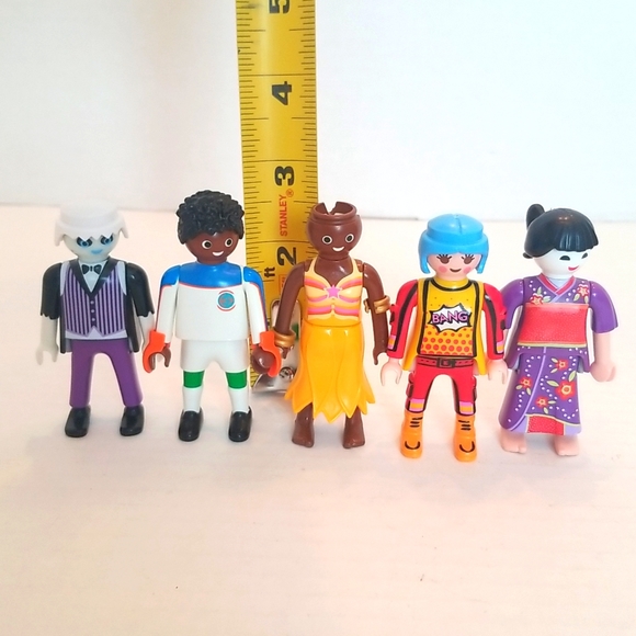 Playmobil Five Different Figures - Picture 9 of 9